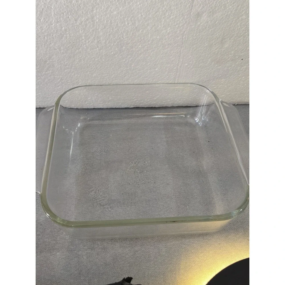 Pyrex brand corning